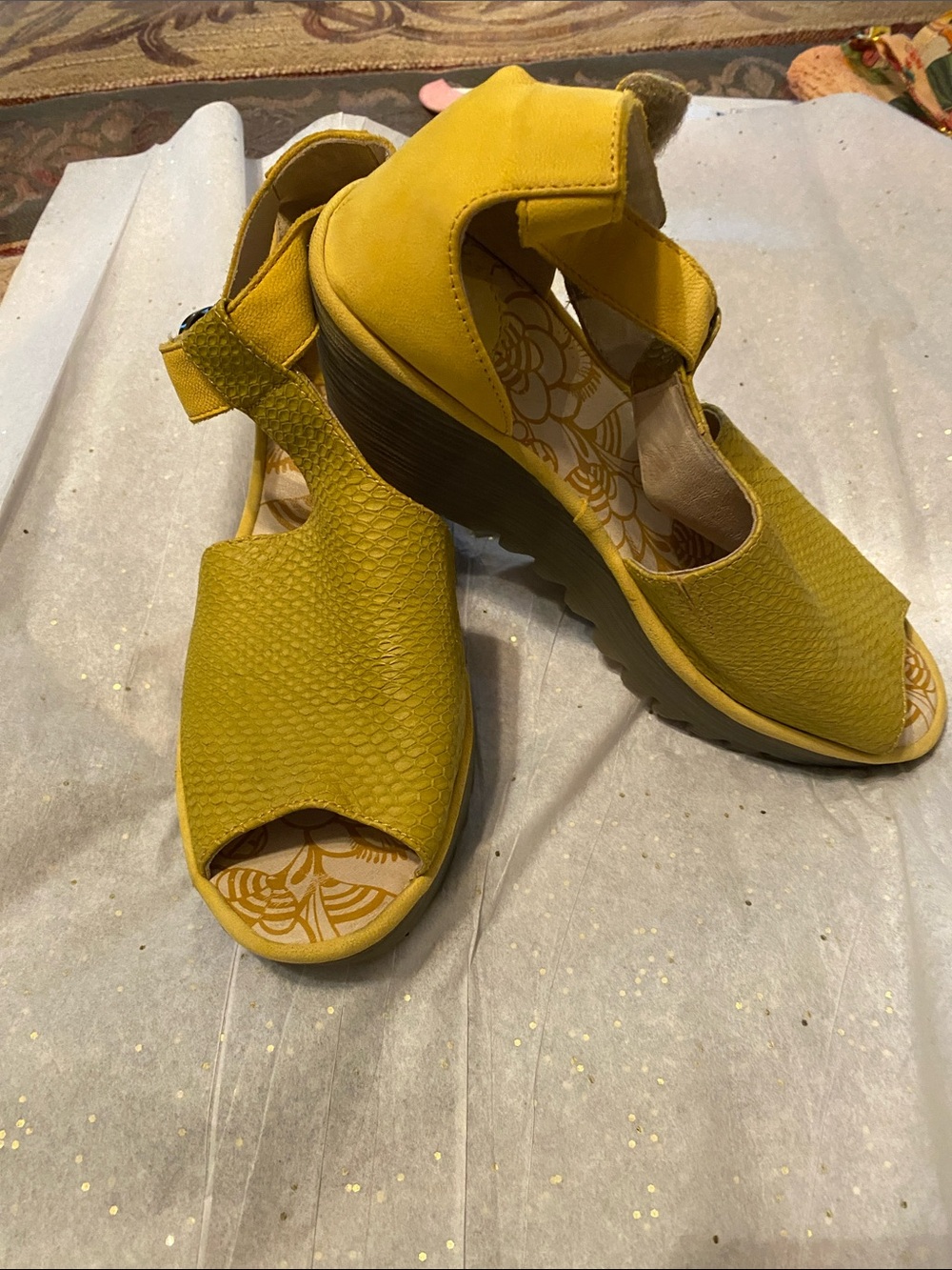 Fly London Women's Yellow Textured Wedge Slingbacks - Picture 3 of 6